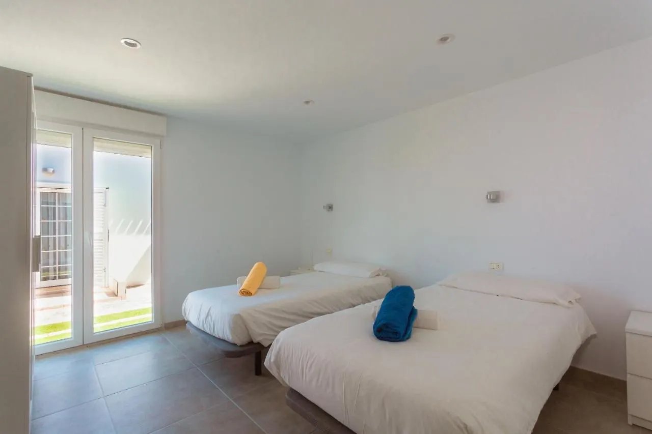 Alamos Park-Stunning Villa In Huge Private Grounds San Miguel de Abona 0*,  Spagna