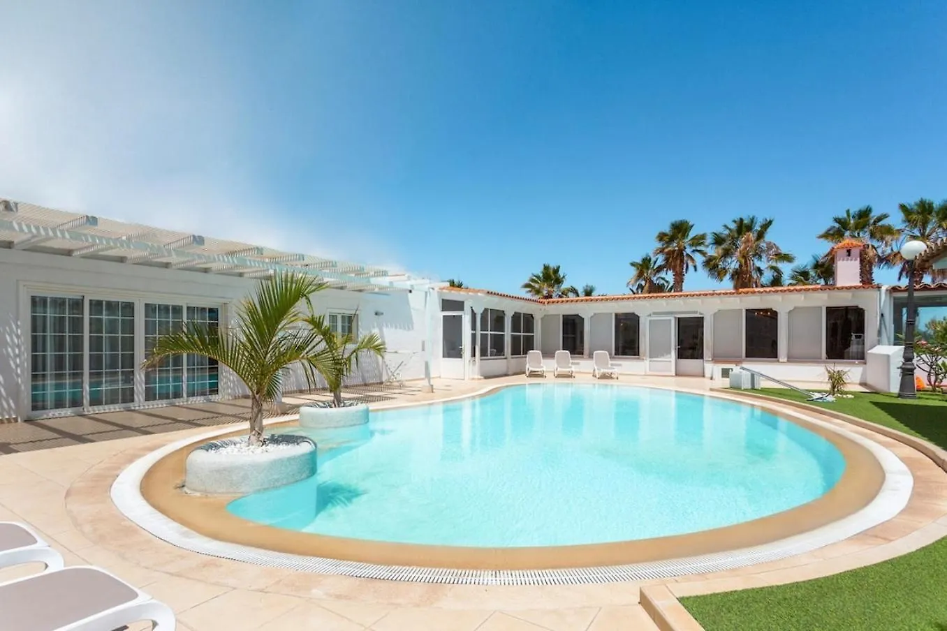 Alamos Park-Stunning Villa In Huge Private Grounds San Miguel de Abona