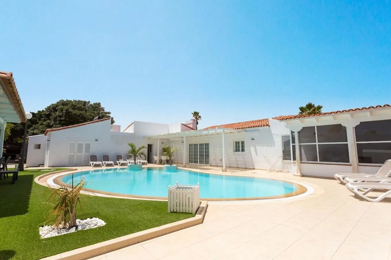 Alamos Park-Stunning Villa In Huge Private Grounds San Miguel de Abona